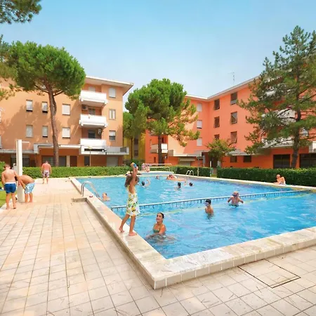 Laguna & S.elena Sud 아파트
